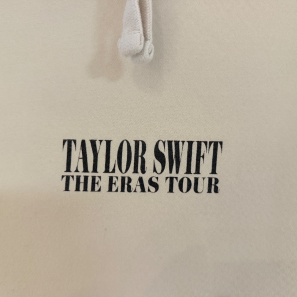 Taylor Swift Era's hoodie - Picture 2 of 8